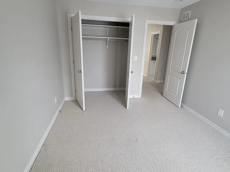 876 Stonewalk Dr — Photo 10
