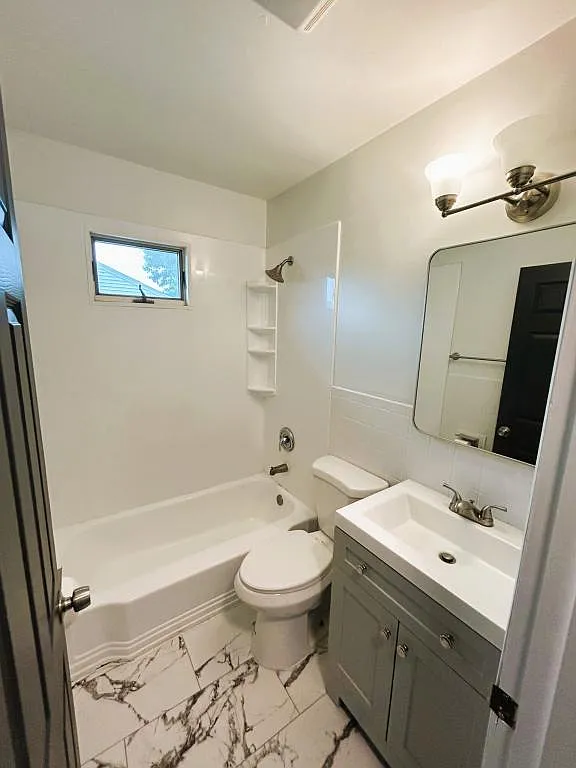 232 Glen Haven Rd — Photo 2