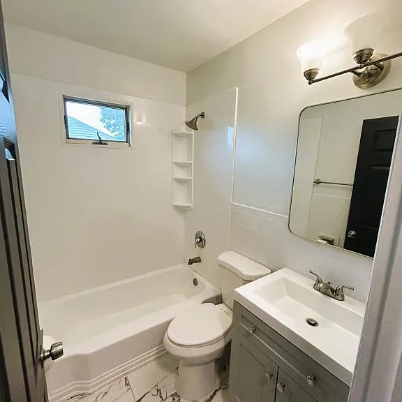 232 Glen Haven Rd — Photo 3