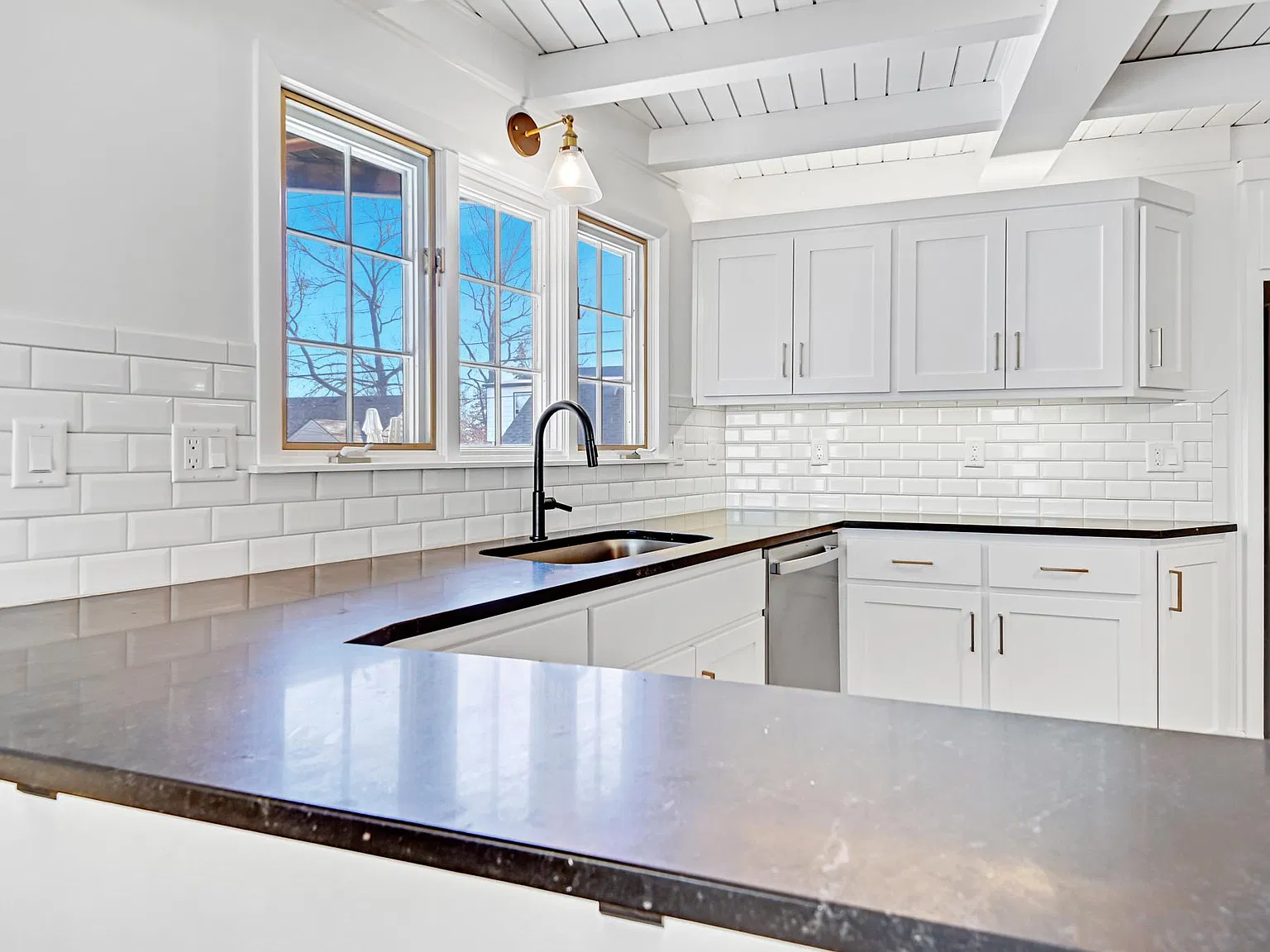 5021 Belinder Ave — Photo 4
