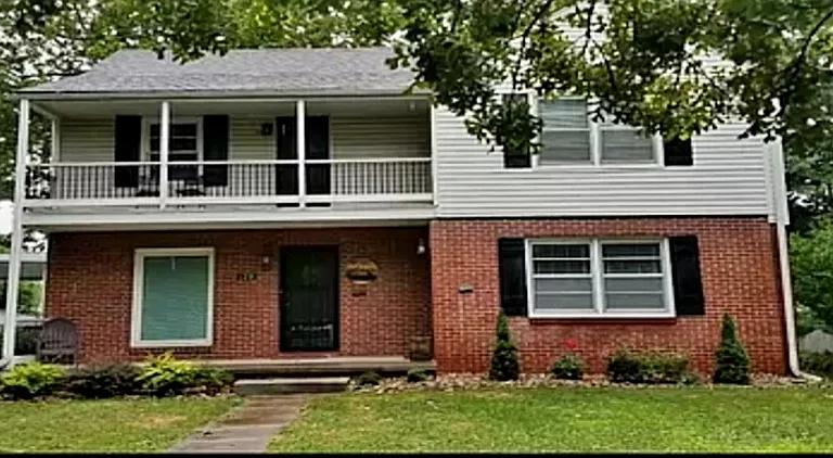 129 N Broadview Ave — Photo 1