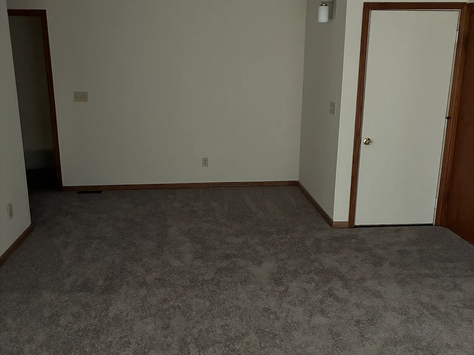 3 bed, 1500 sqft, $1,350 — Photo 3