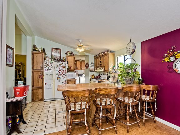 5th image of 27005 Wardell Ln