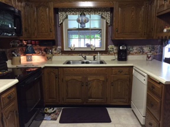 2nd image of 857 Arrowhead Dr
