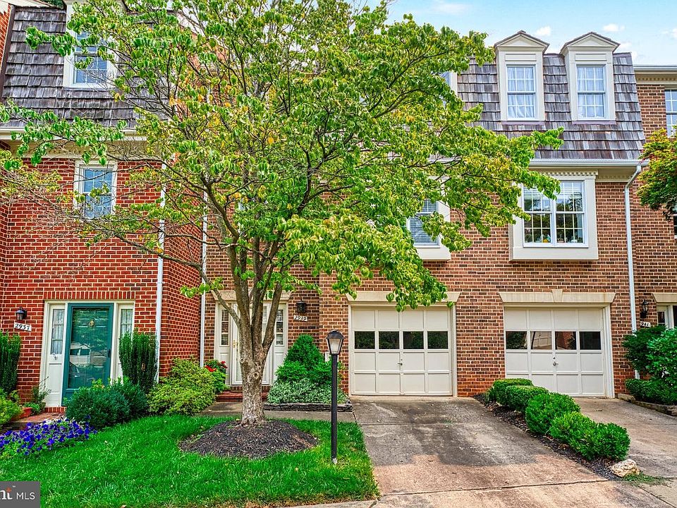1st image of 2939 Oakborough Sq