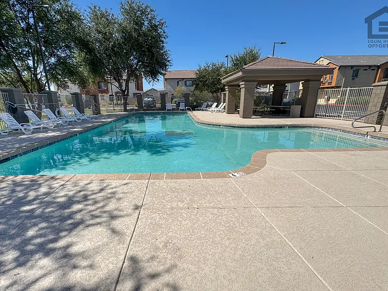 2727 N Price Rd #6 — Photo 27