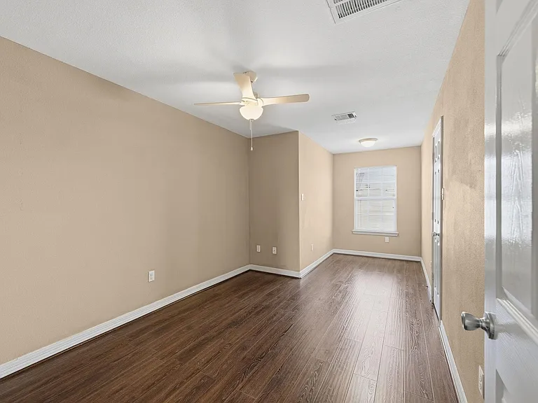 2906 Anita #B — Photo 28