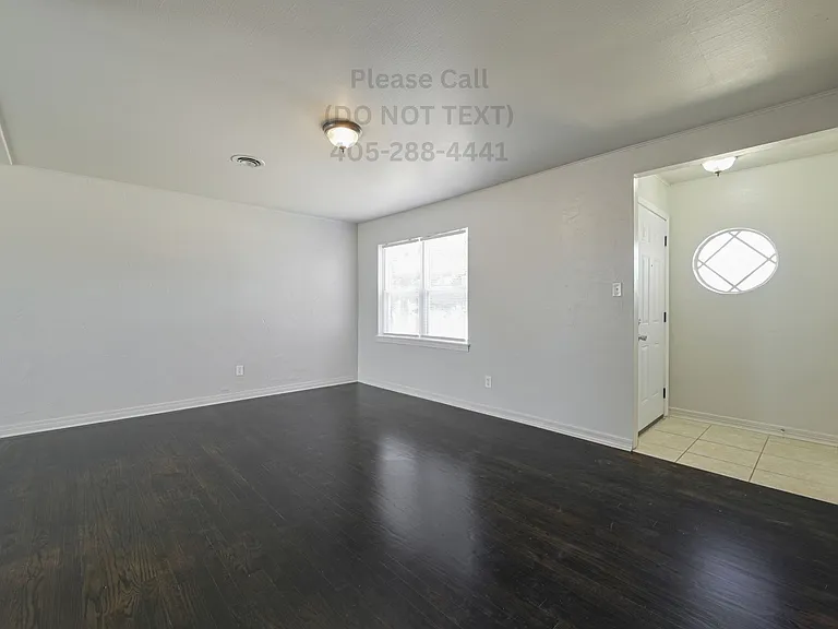 3737 NW 20th St — Photo 4