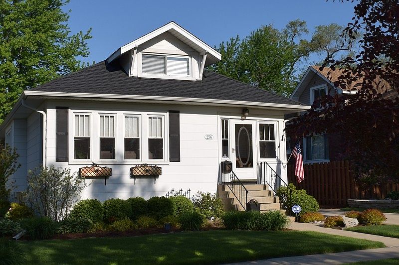1st image of 256 N Evergreen Ave