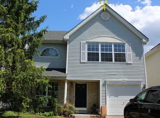 40 Tall Oaks Ct, Old Bridge, NJ