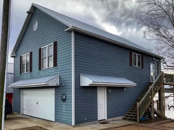 5233 Moon Lake Rd, Dundee, MS 38626