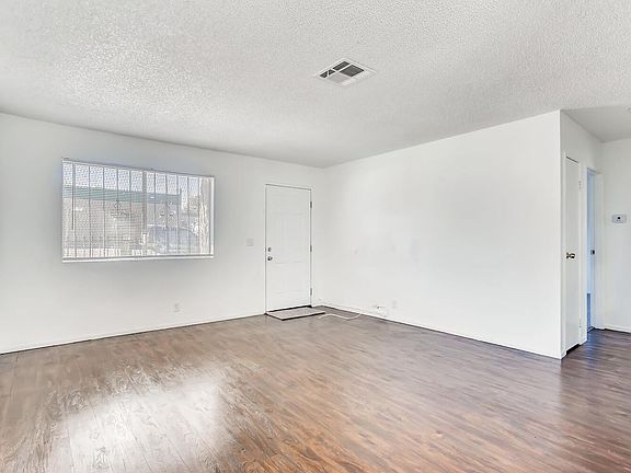 3rd image of 24 Rose Cir APT A