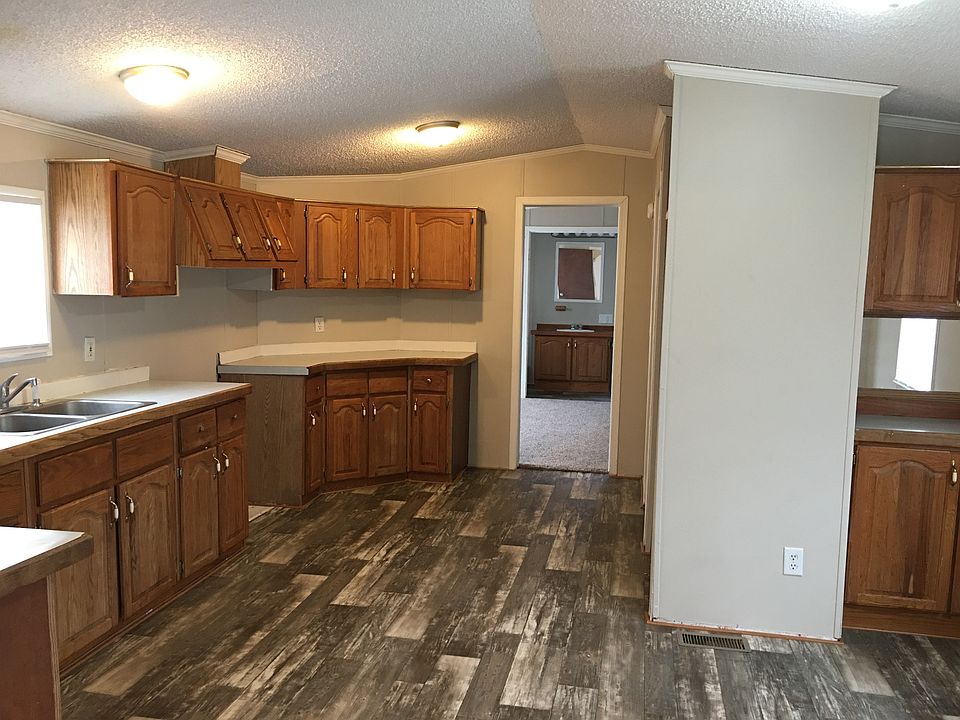 1st image of 1514 Cobblestone Cir S