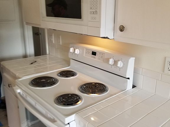 4th image of 850 Highland Dr APT 4