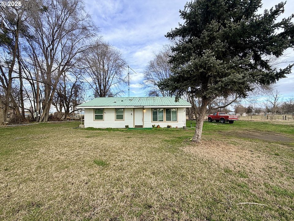 1st image of 32255 Baxter Rd