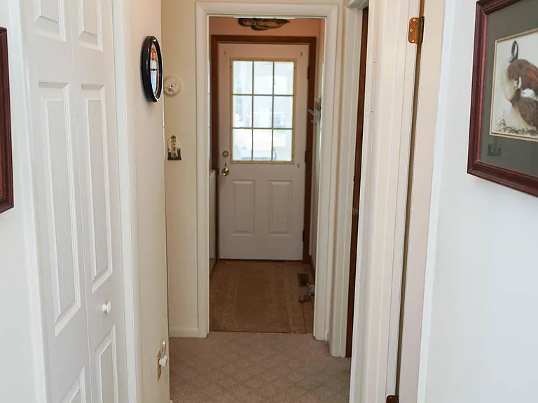 39028 Bayview W — Photo 42