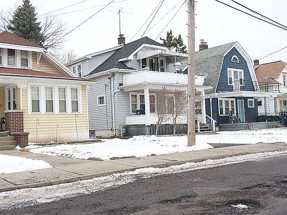 4th image of 2858 McKoon Ave