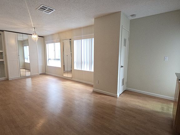3rd image of 657 W California Ave APT 5