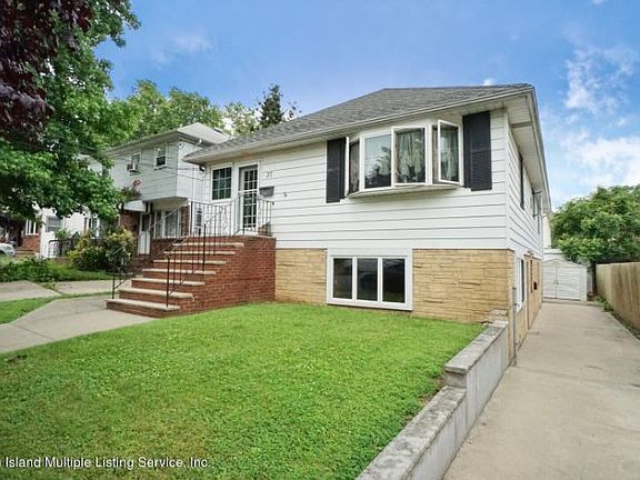 3rd image of 37 Lamport Blvd