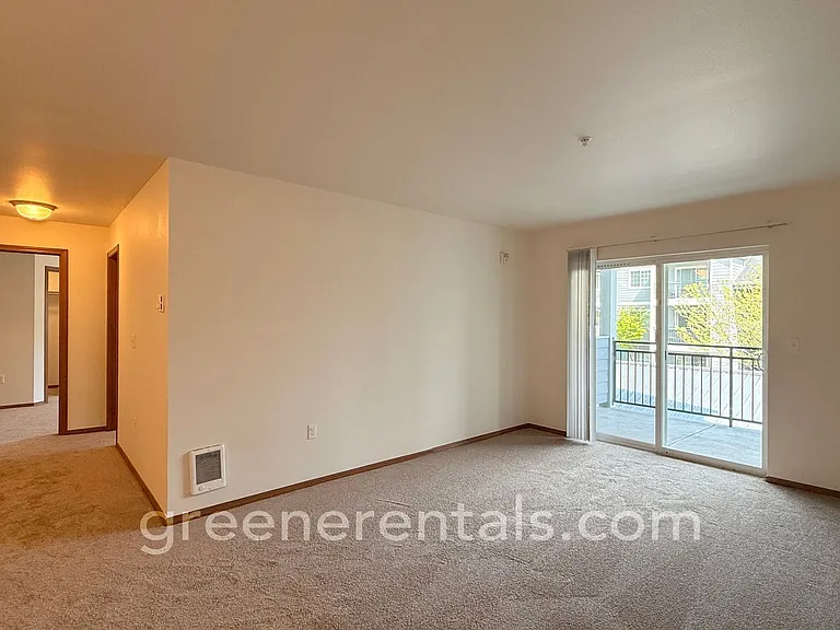 Oly-Evergreen Landing Apartments — Photo 7