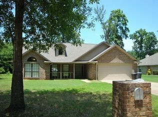 7511 Mark St, Texarkana, AR 71854