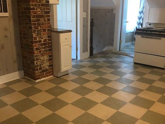 2nd image of 149 Prospect St #2