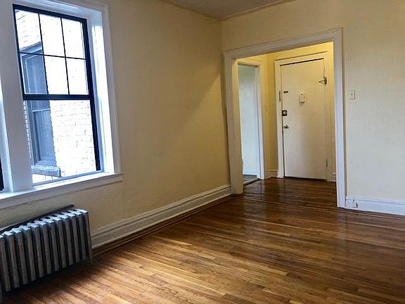 4th image of 241 S Arlington Ave APT 406