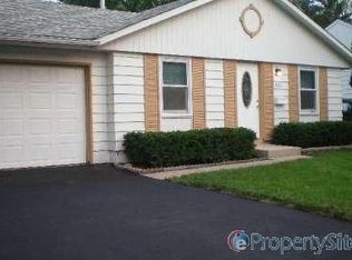 401 E Montana Ave, Glendale Heights, IL 60139
