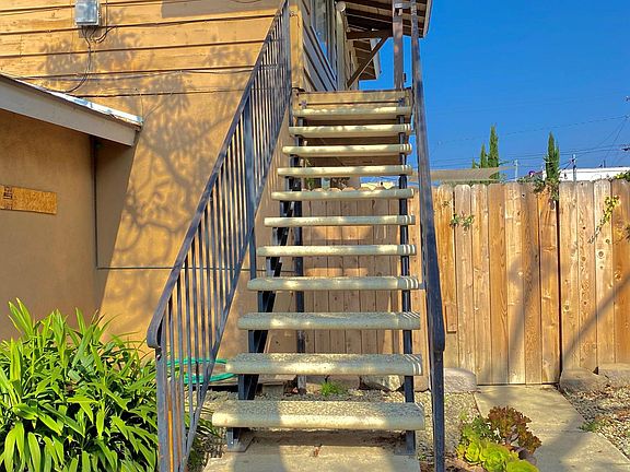2nd image of 142 E Ramona St