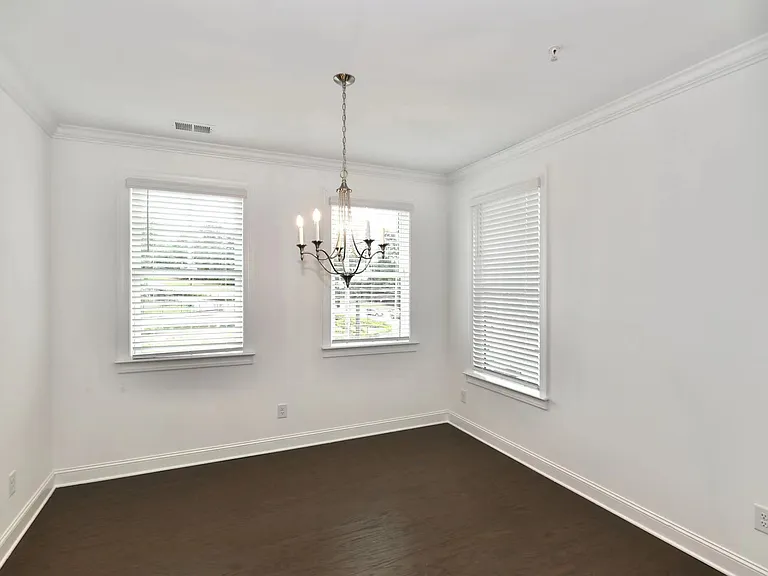 6574 Beacon Dr — Photo 14