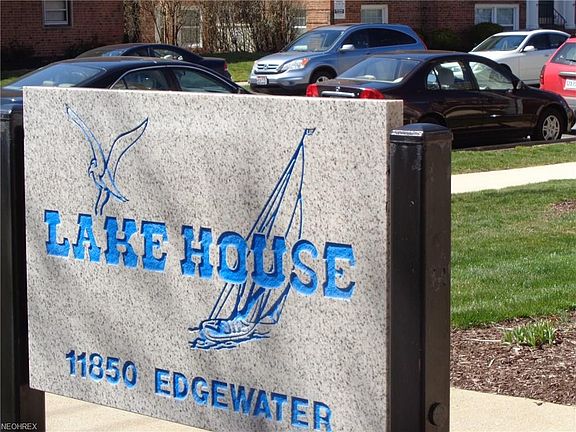 3rd image of 11850 Edgewater Dr APT 306