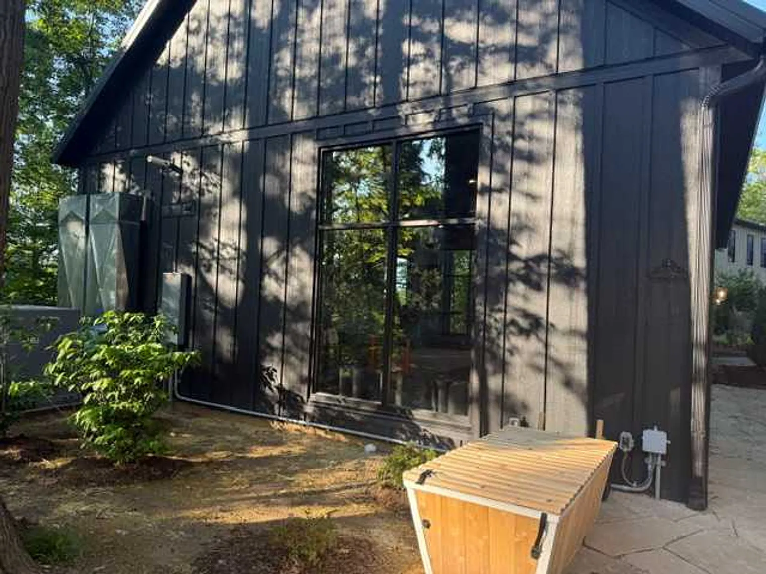 2 bed, 1.0 bath, 527 sqft, $9,435 — Photo 4