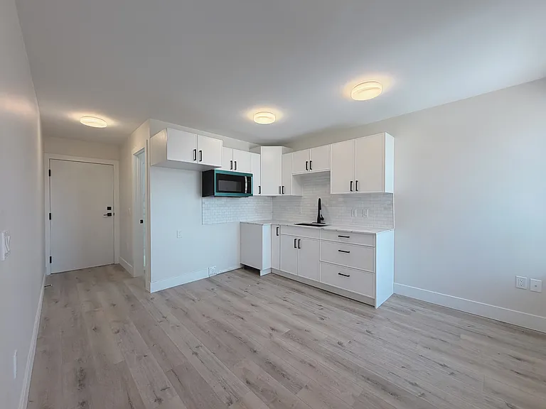 22 Grant Ave #2 — Photo 12