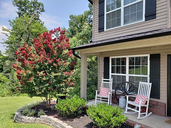 2nd image of 3816 Highview Ln