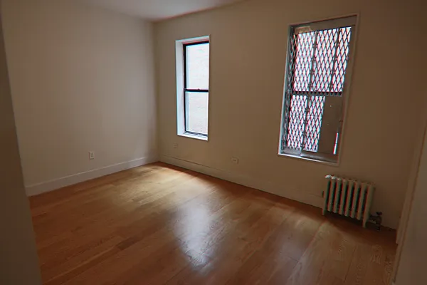 Rented by PMG Real Estate  | media 11