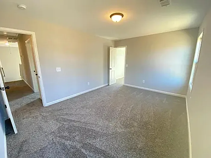 1945 Miller Lake Cir — Photo 39