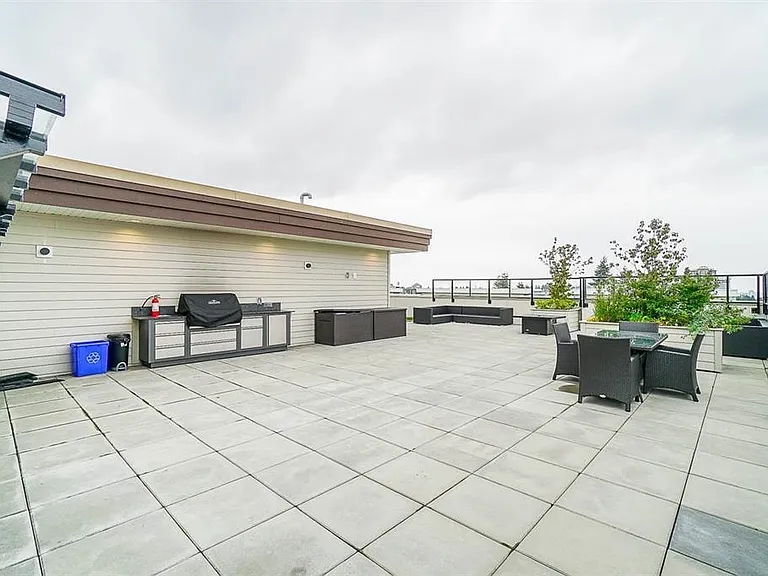 13768 108th Ave #521 — Photo 15