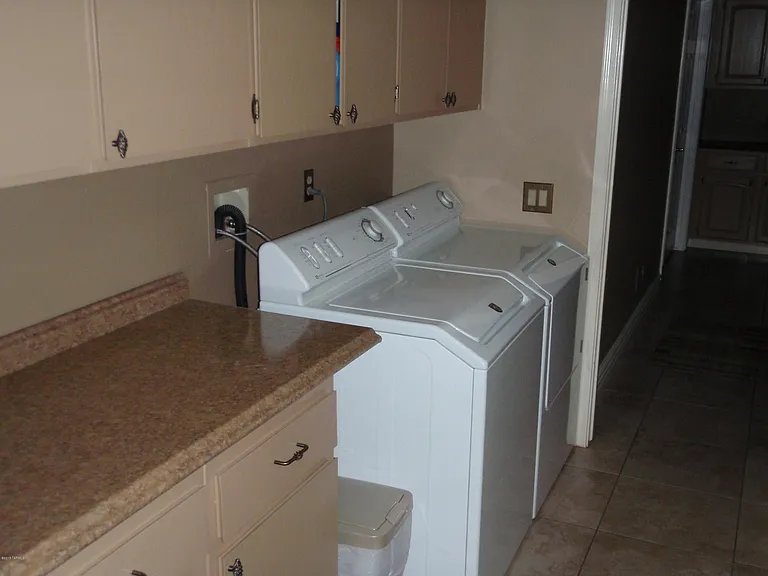 63652 E Squash Blossom Ln — Photo 13