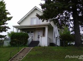 2241 W 12th St, Duluth, MN 55806