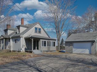 842 River Rd, Buxton, ME 04093