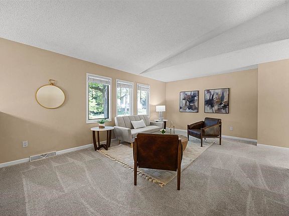 2nd image of 1749 Hafor Dr