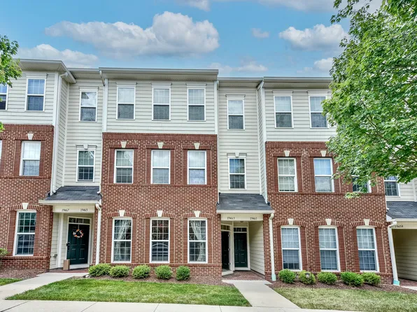 19643 Promenade Dr, Leesburg, VA 20176