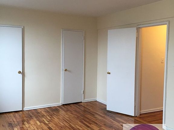 4th image of 540 Ocean Pkwy APT 5F