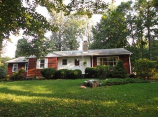 2345 Edgehill Rd, Huntingdon Valley, PA 19006