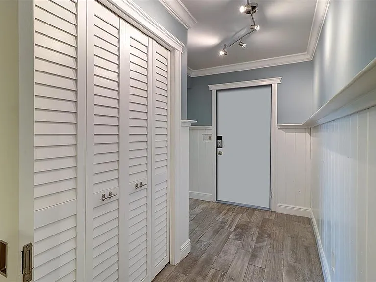 2958 Meadow Wood Dr — Photo 4