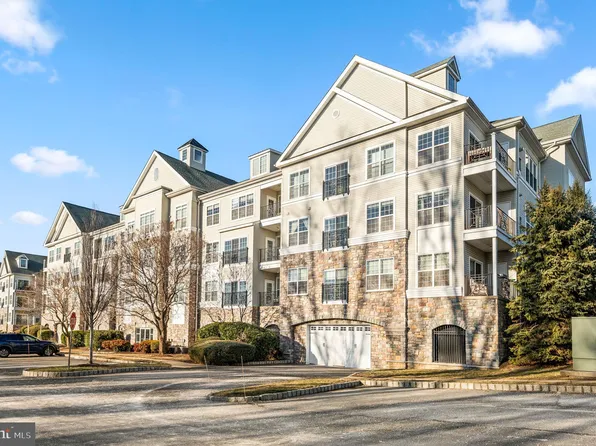 4206 Lydia Hollow Dr #B, Glen Mills, PA 19342