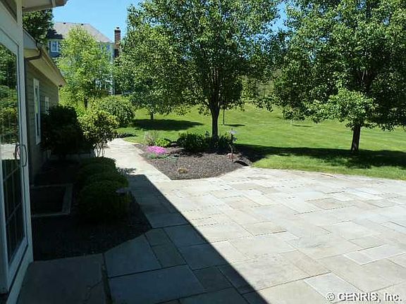 2nd image of 16 Fall Meadow Dr