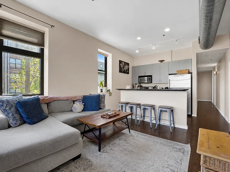 3505 S Morgan St #201 — Photo 5