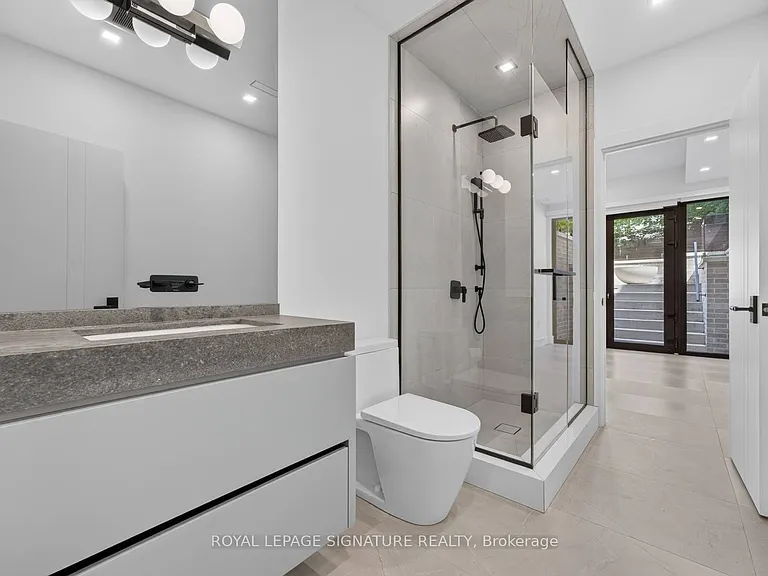 156 Snowdon Ave — Photo 42