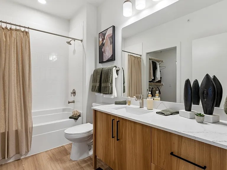 The Arden — Photo 17